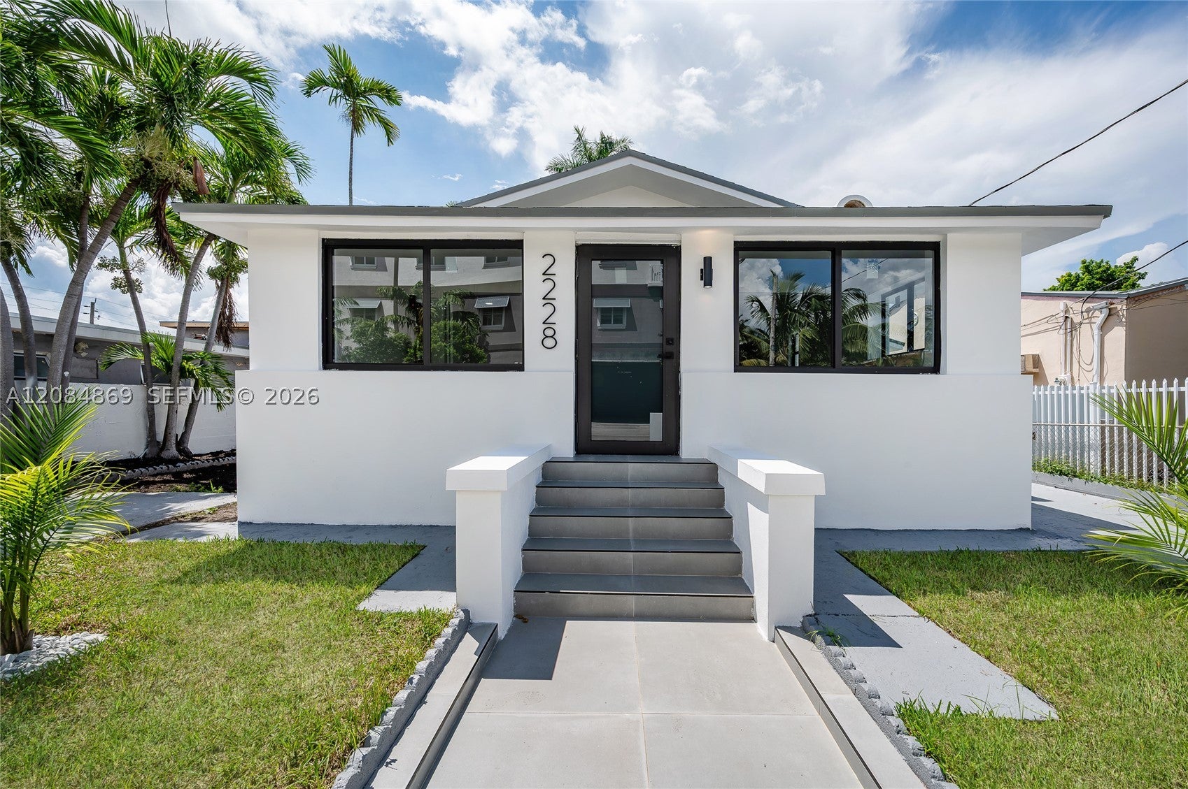 2228 SW 2nd St, Miami FL 33135