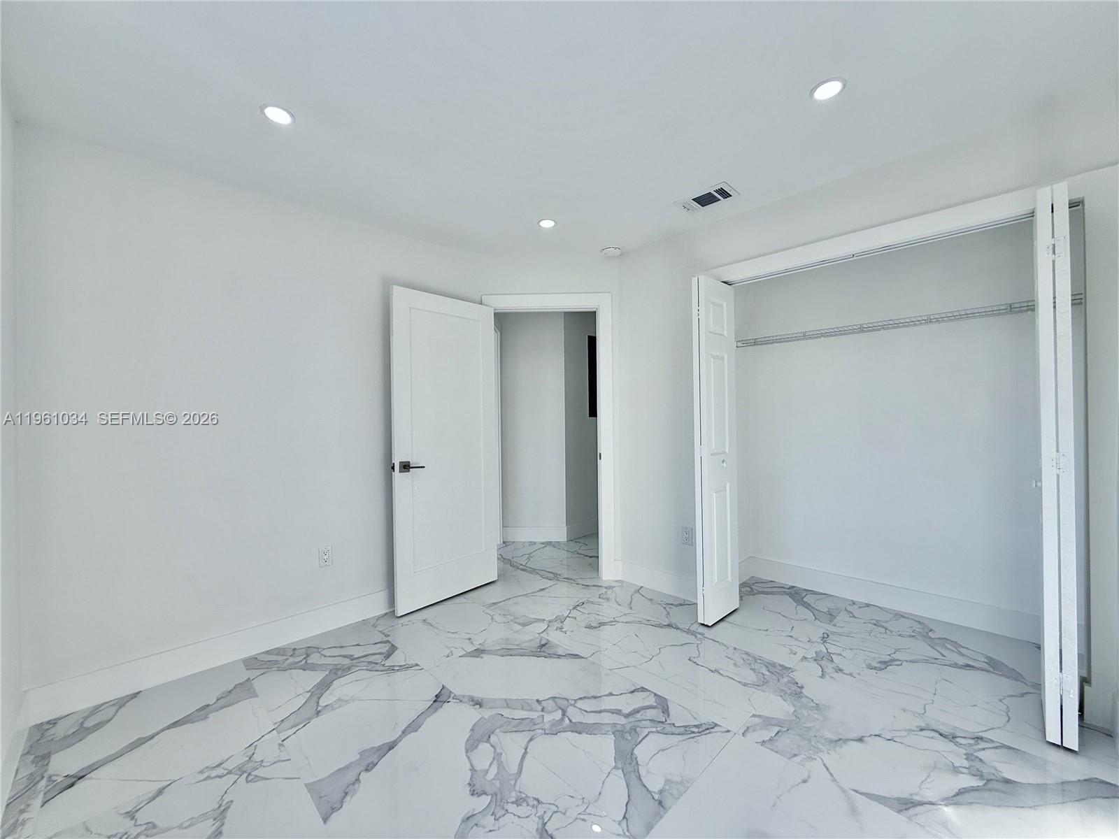 MED GARDENS SEC 2 - Residential