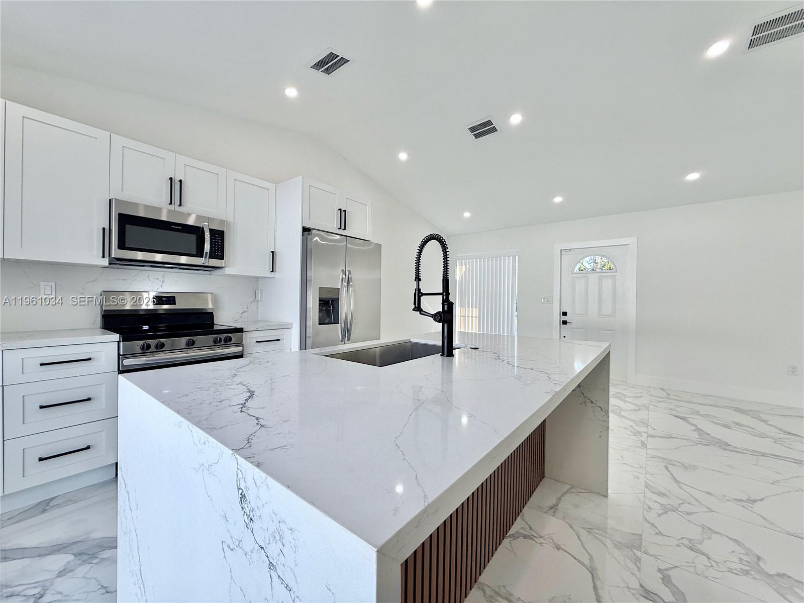 MED GARDENS SEC 2 - Residential