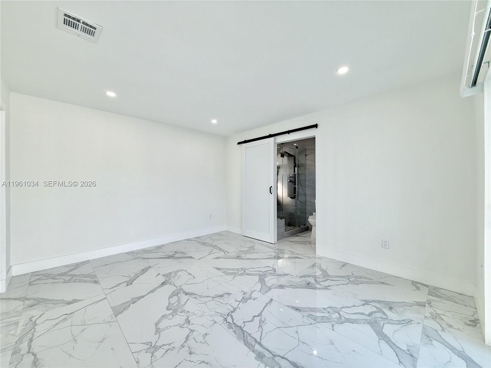 MED GARDENS SEC 2 - Residential