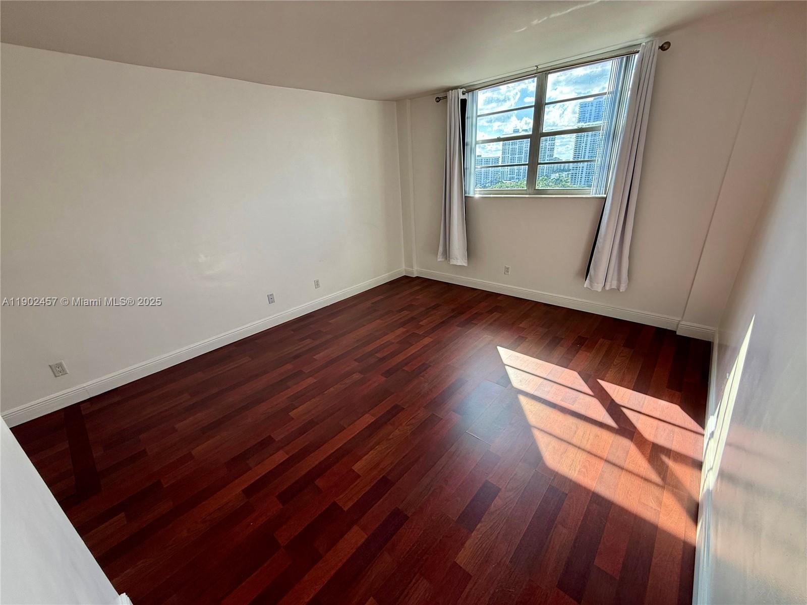 OCEANVIEW BUILDING A COND - Residential Lease