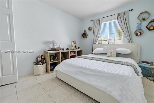 OLYMPIA & YORK RESIDENTIA - Residential