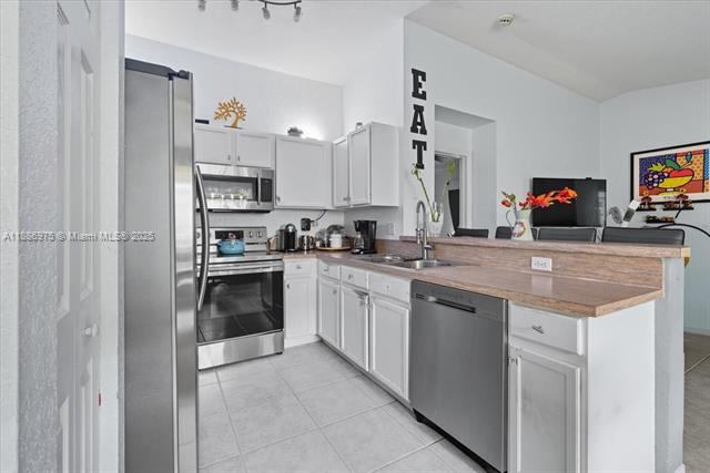 OLYMPIA & YORK RESIDENTIA - Residential