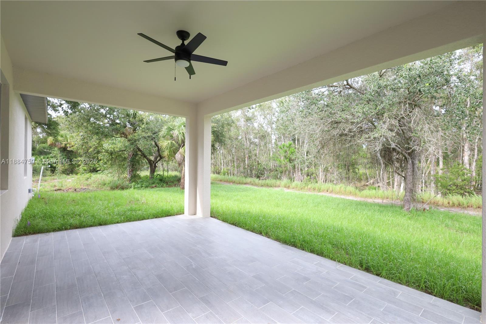 Mirror Lakes - Residential