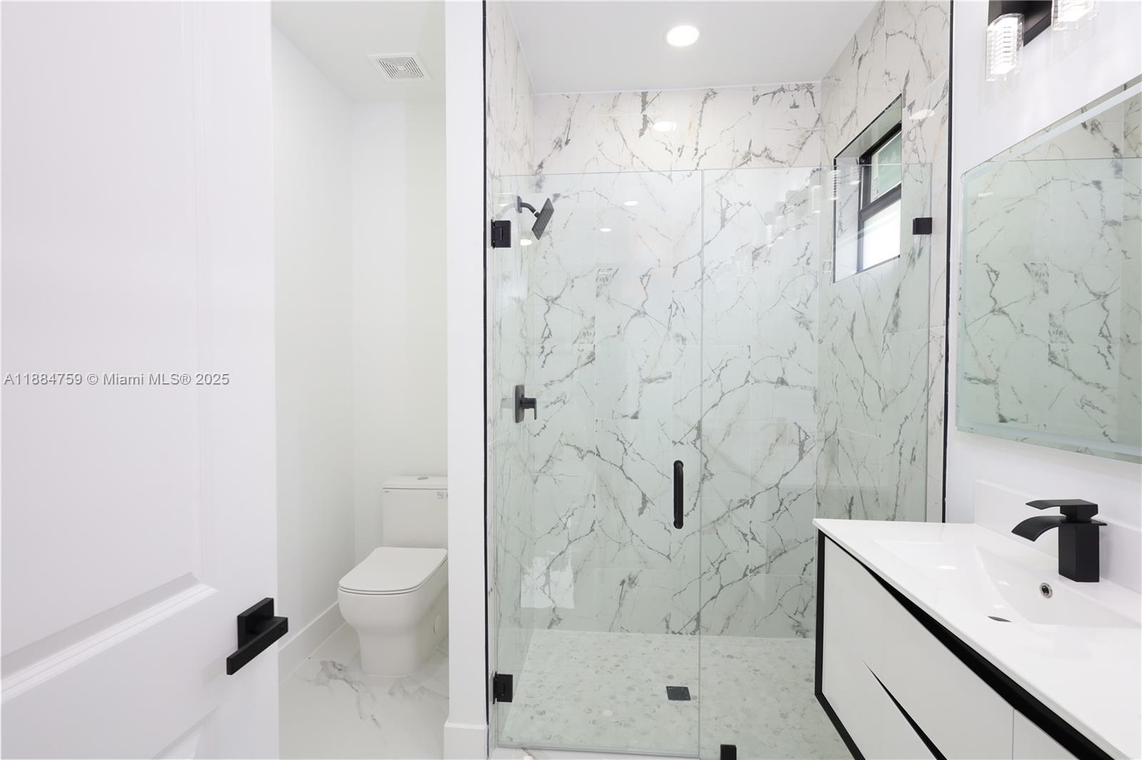 Mirror Lakes - Residential