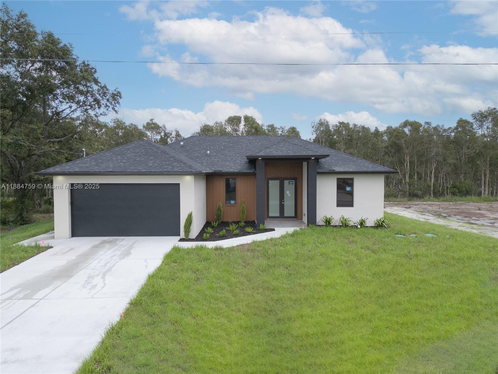 Mirror Lakes - Residential