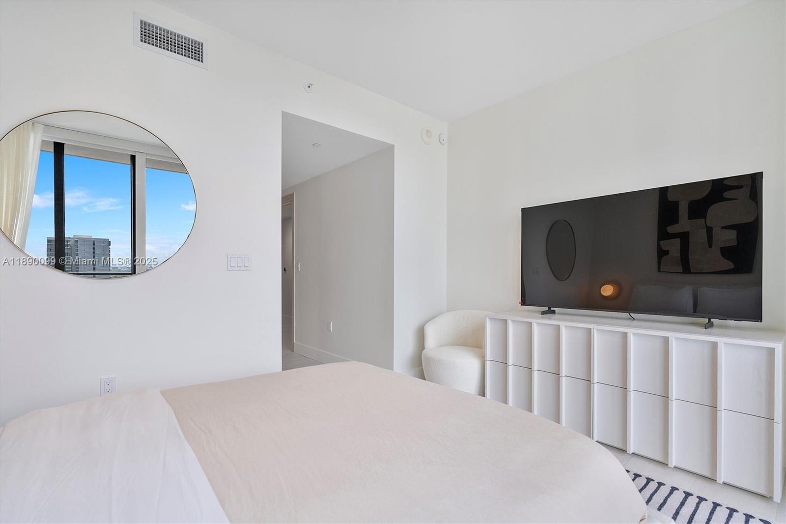 BRICKELL FLATIRON CONDO - Residential Lease