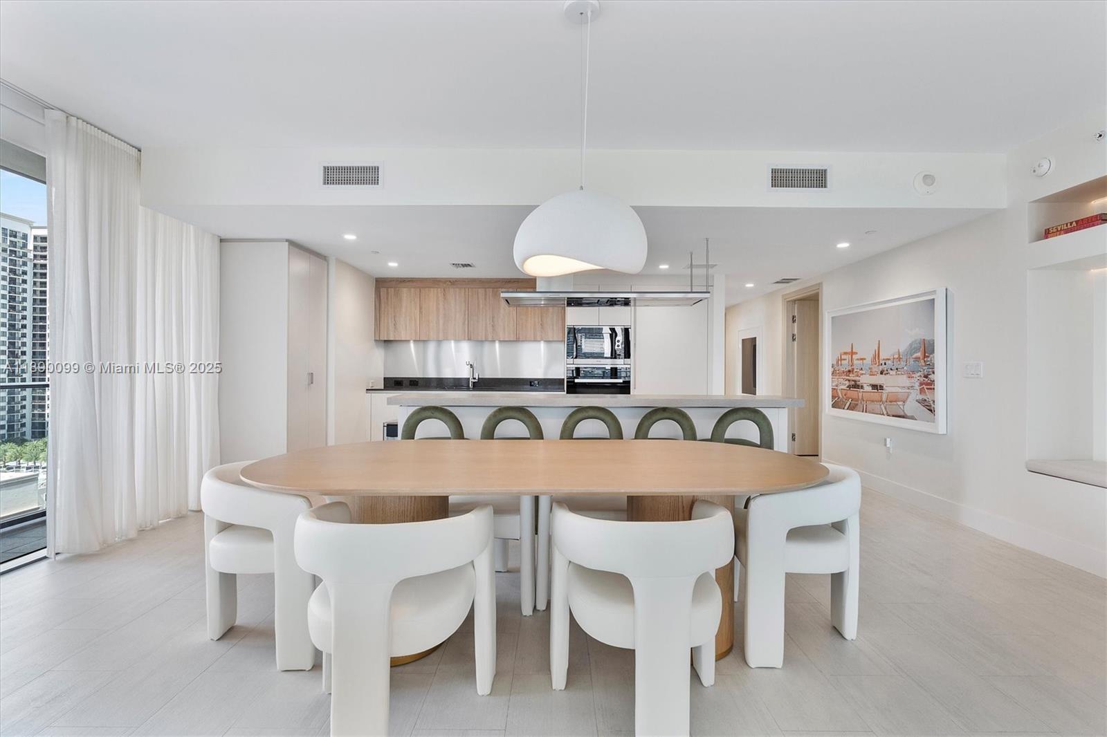 BRICKELL FLATIRON CONDO - Residential Lease