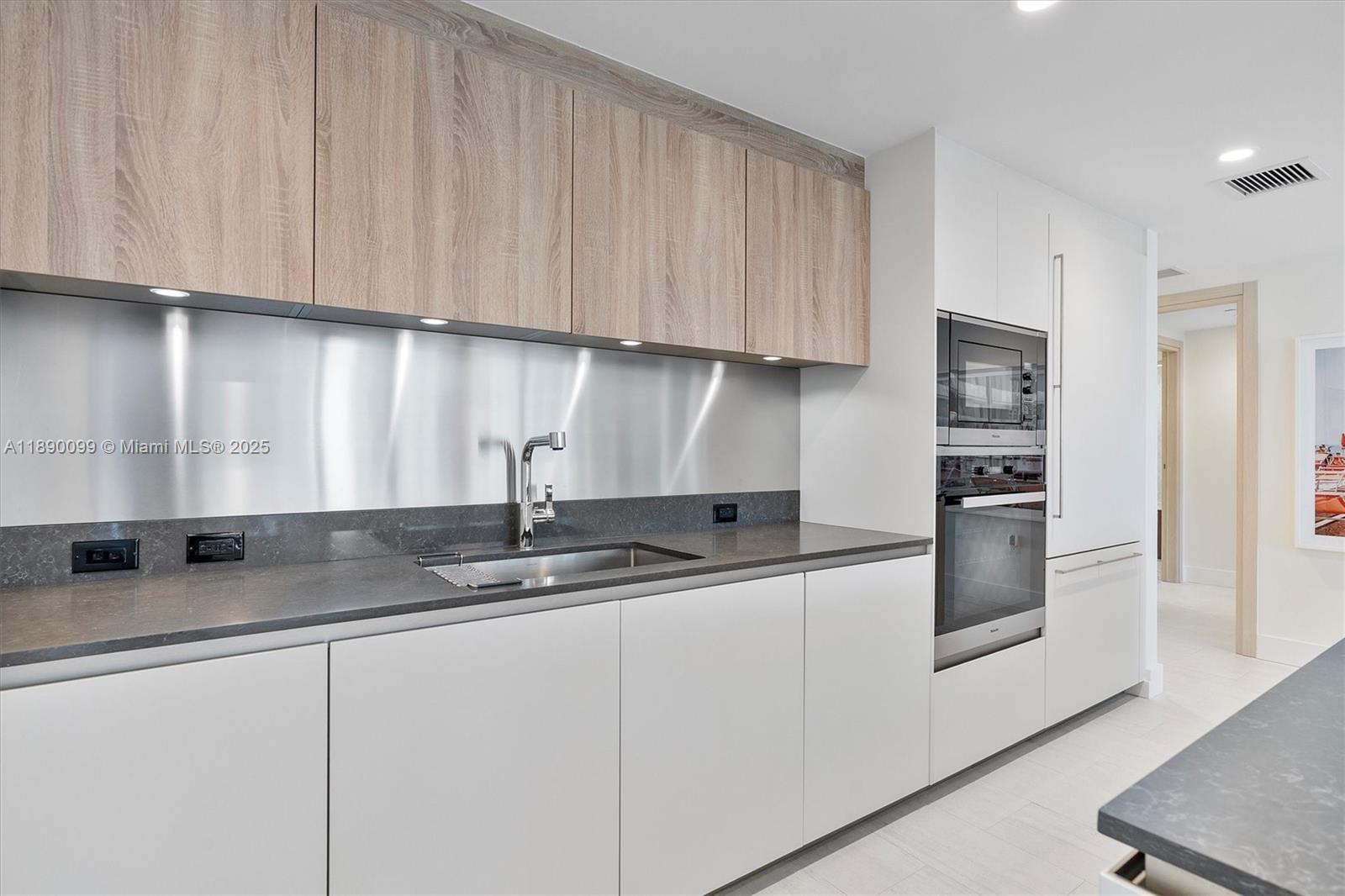BRICKELL FLATIRON CONDO - Residential Lease