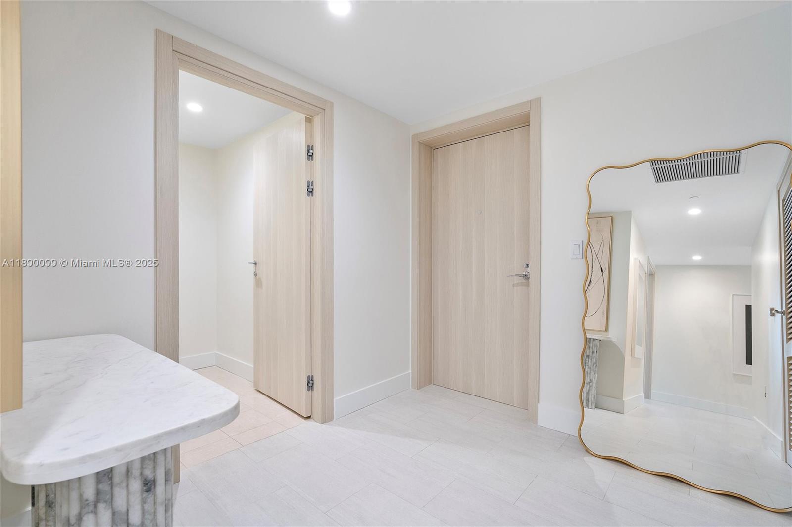 BRICKELL FLATIRON CONDO - Residential Lease