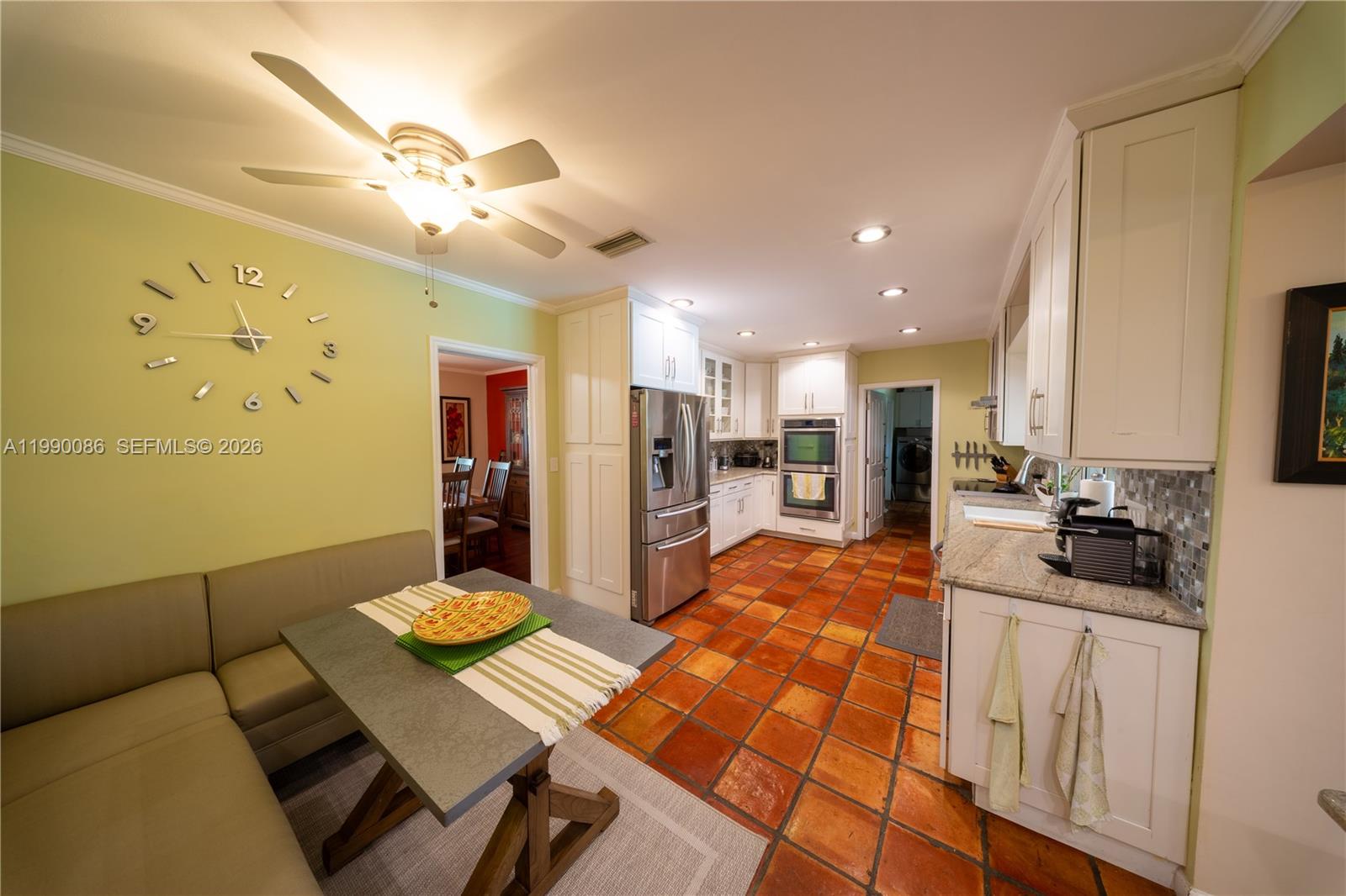 AVOCADO ACRES - Residential
