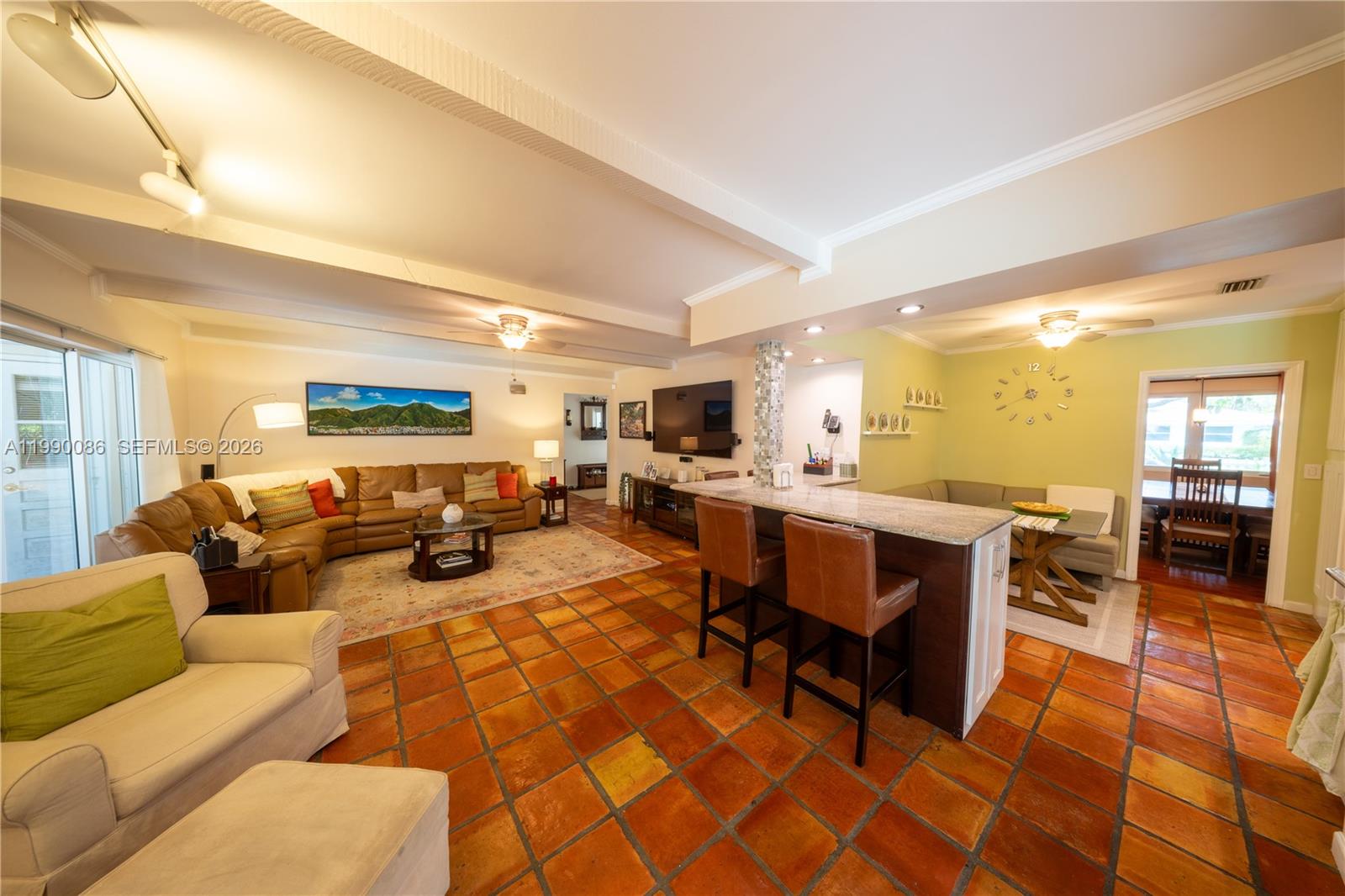 AVOCADO ACRES - Residential