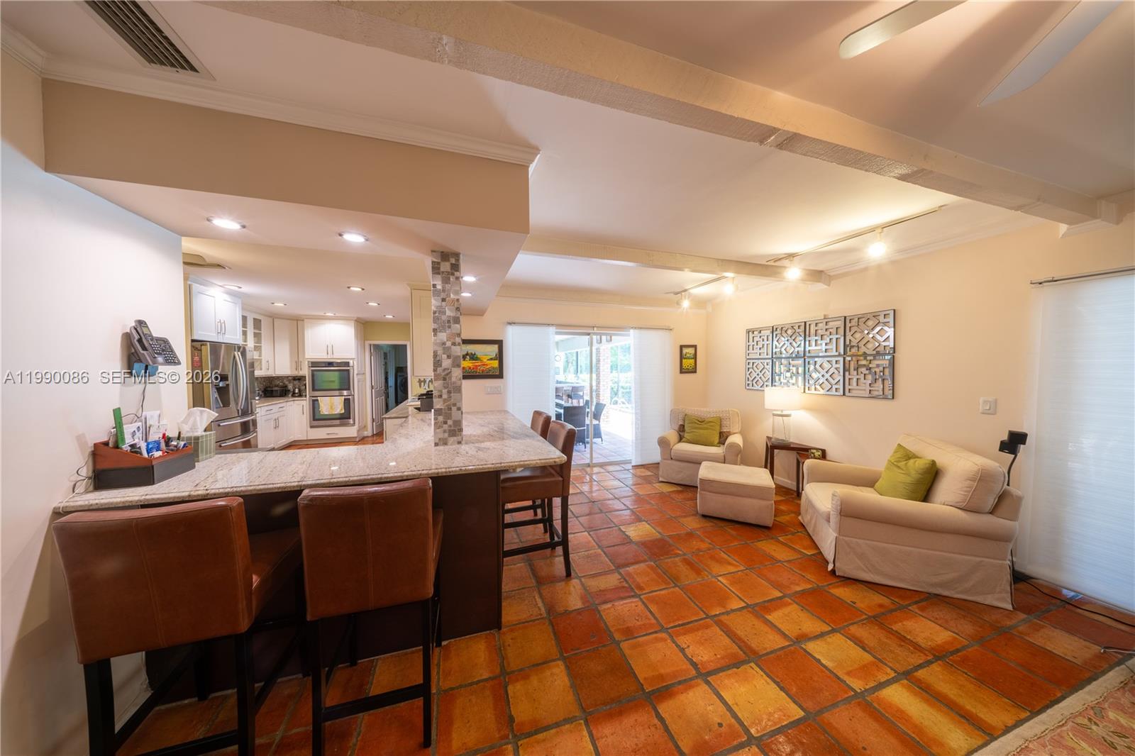 AVOCADO ACRES - Residential