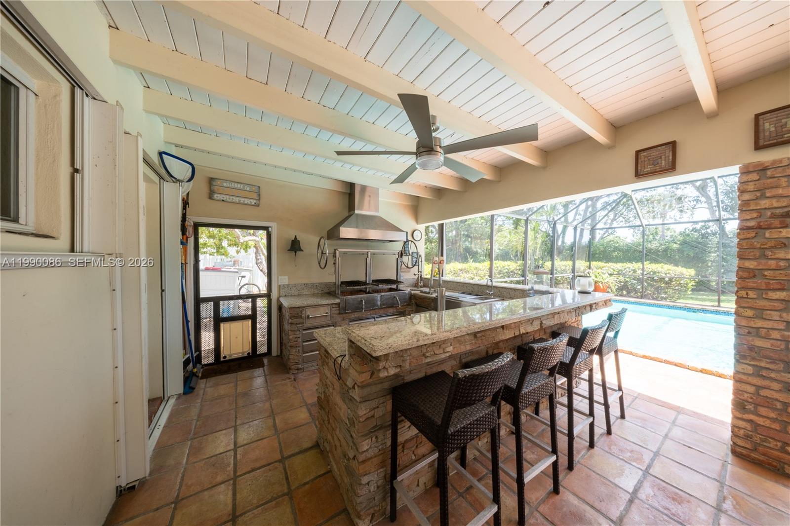 AVOCADO ACRES - Residential
