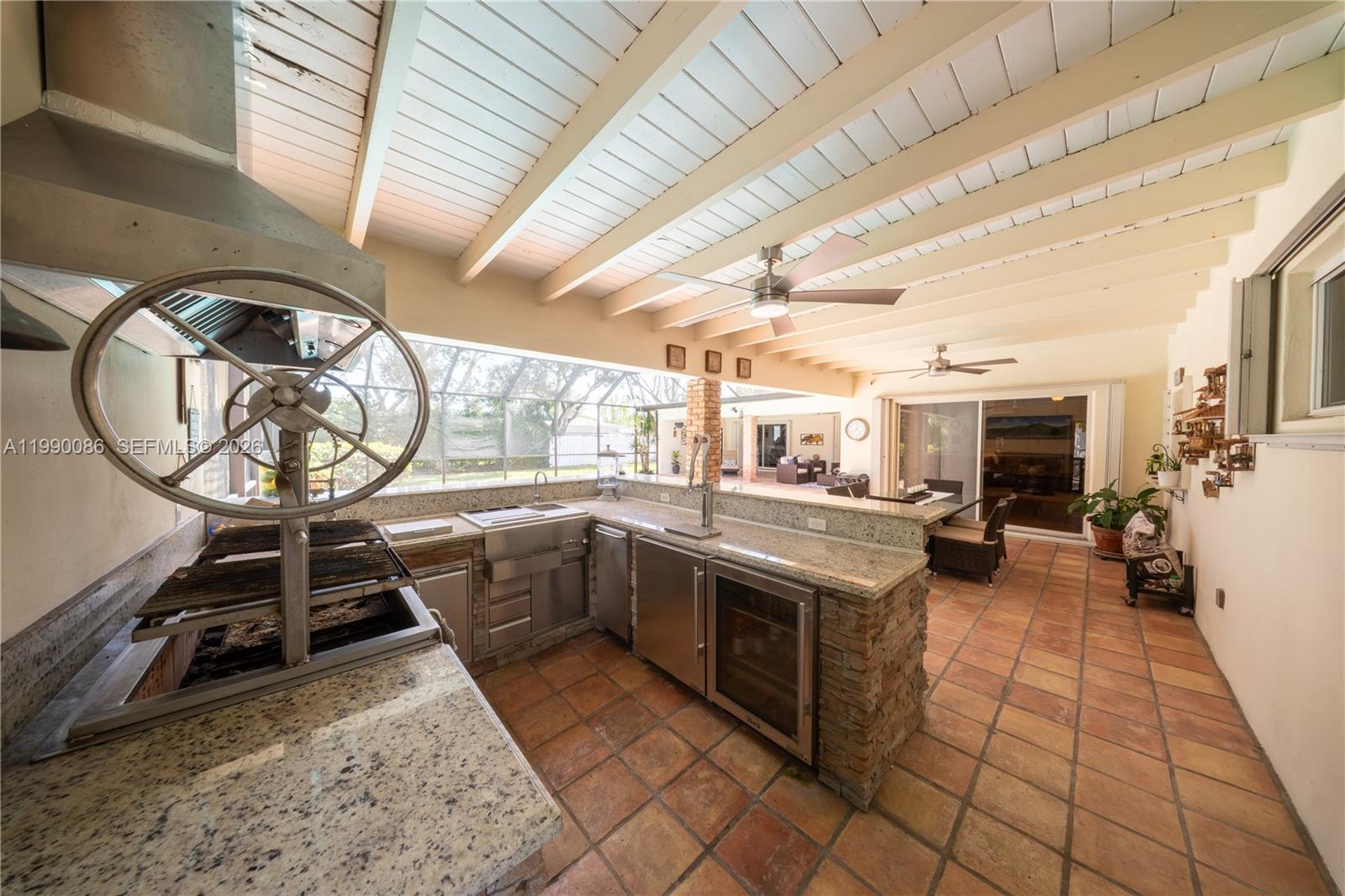 AVOCADO ACRES - Residential