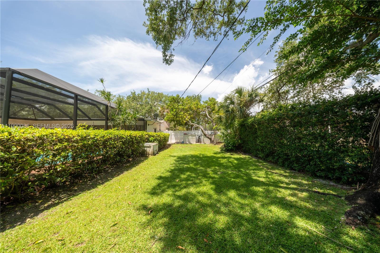 AVOCADO ACRES - Residential