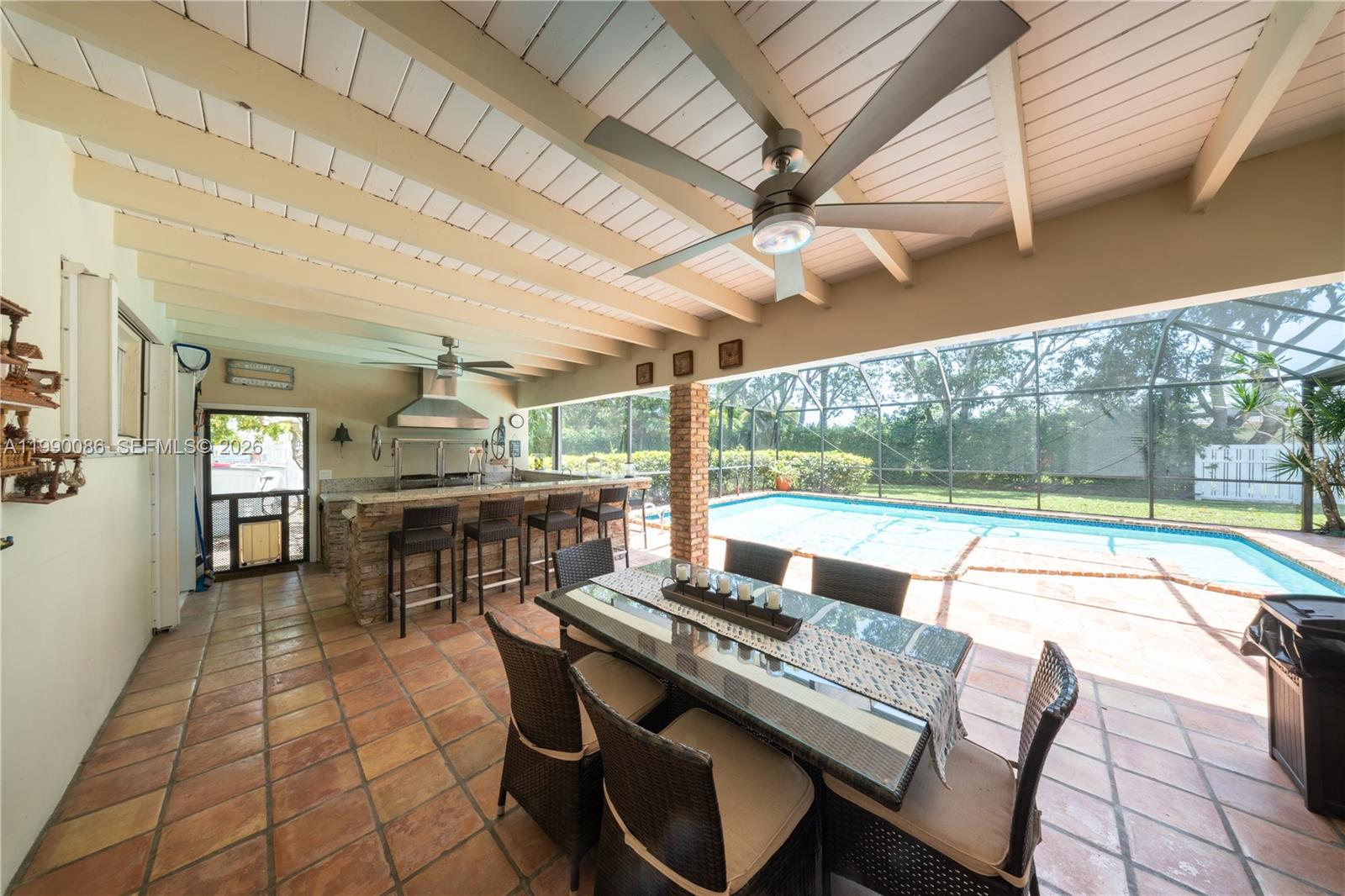 AVOCADO ACRES - Residential