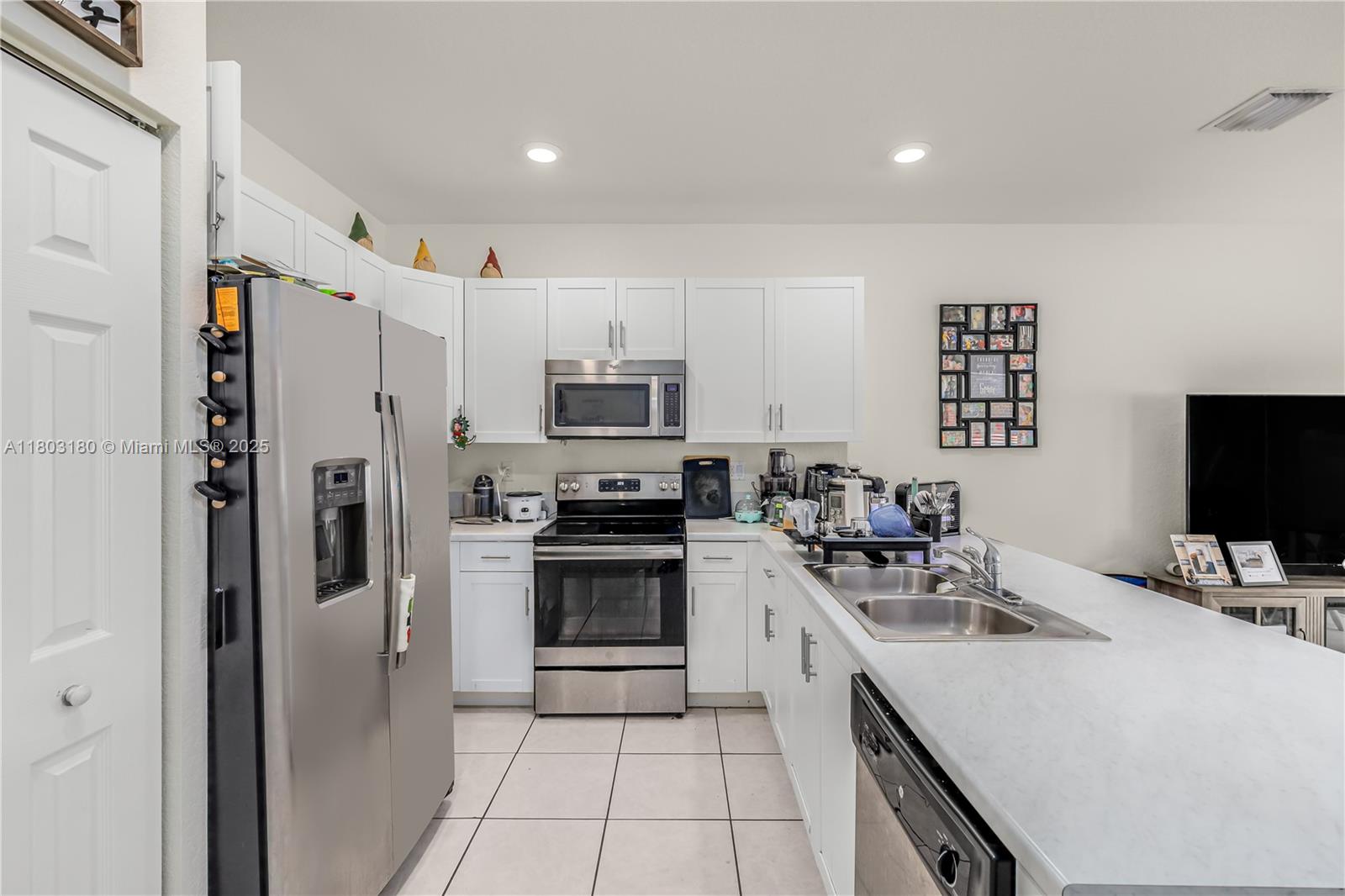 AQUABELLA SECTION TWO - Residential