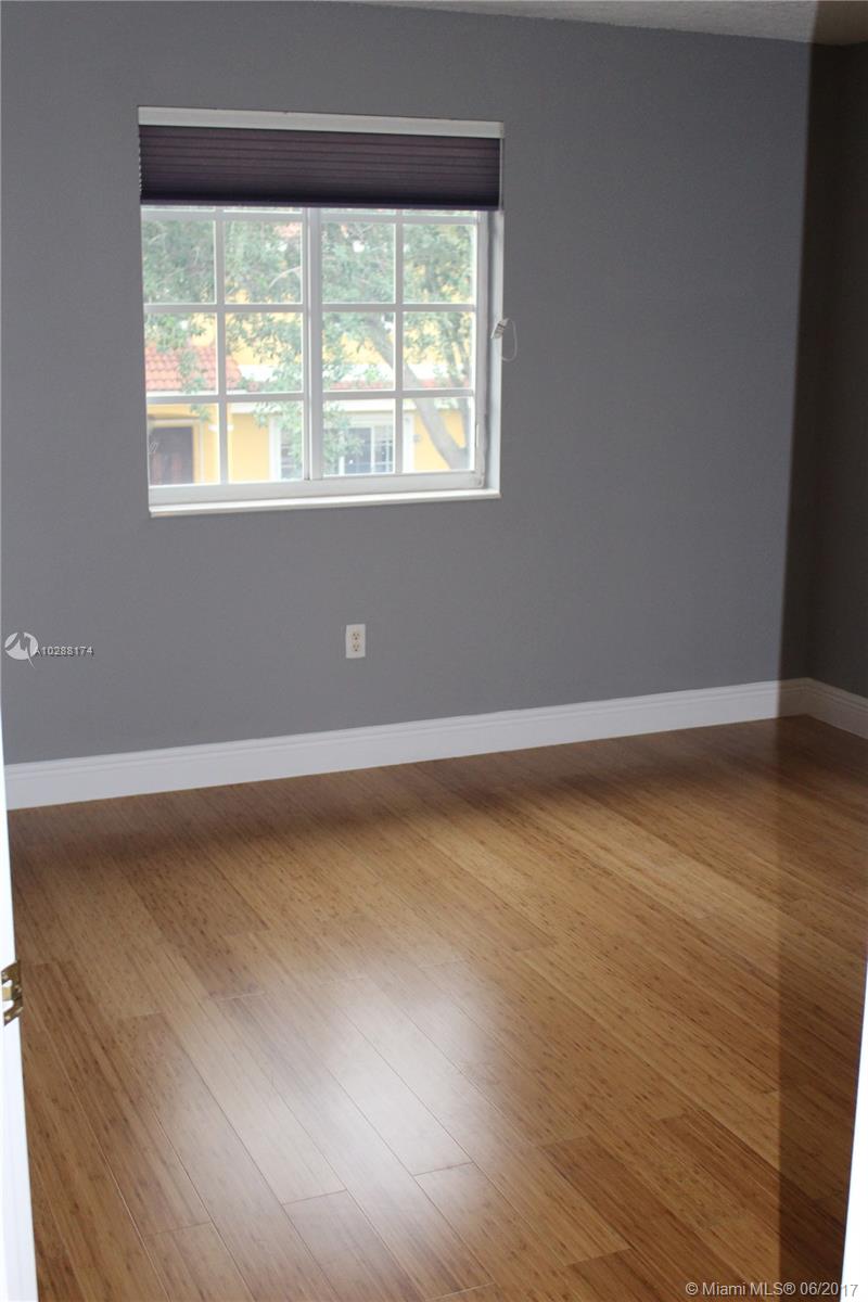 LAKES ON THE GREEN GWENDO - Residential Lease