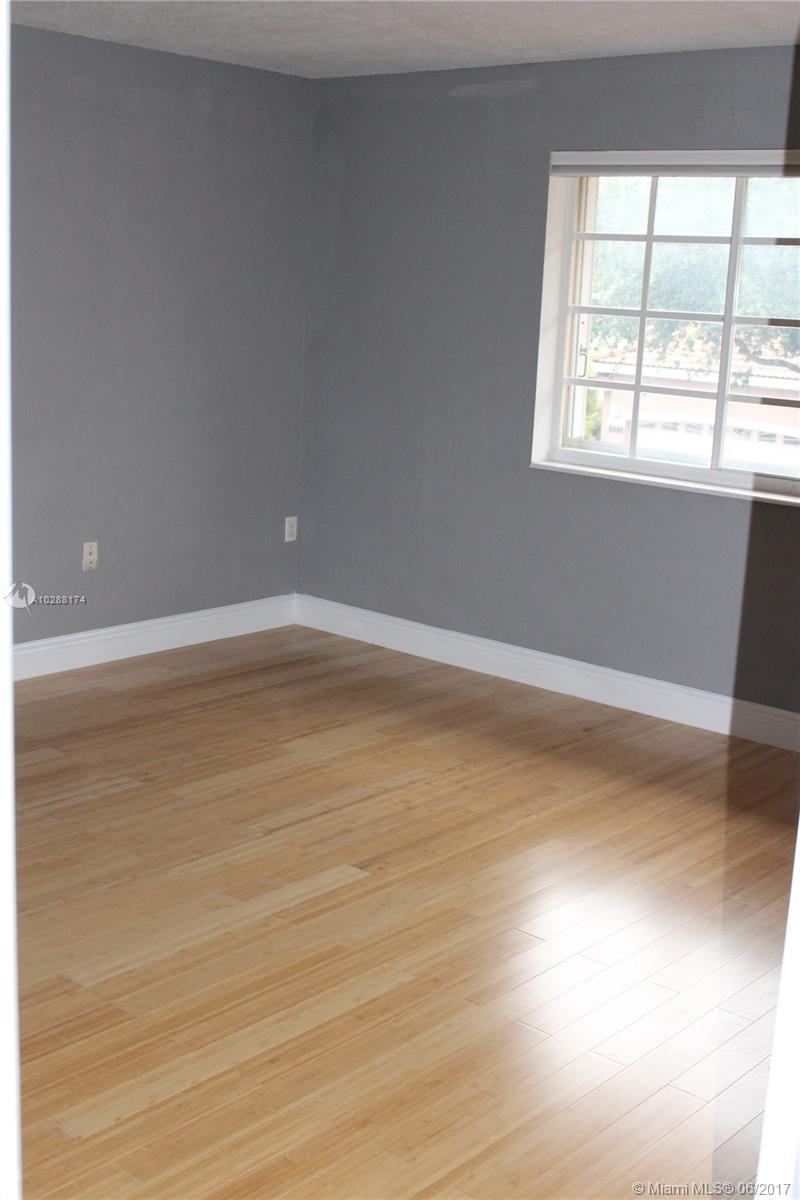 LAKES ON THE GREEN GWENDO - Residential Lease