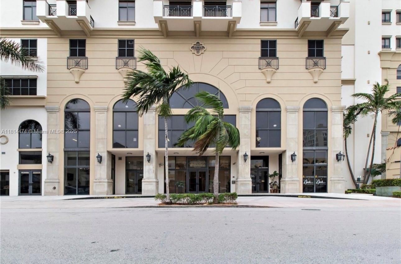 Rental Property at 1805 Ponce De Leon Blvd 526, Coral Gables, Broward County, Florida - Bedrooms: 1 
Bathrooms: 1  - $2,700 MO.