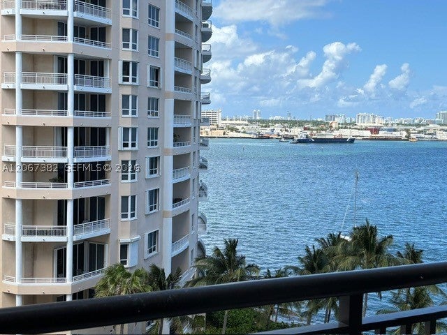 540 Brickell Key Dr 1024