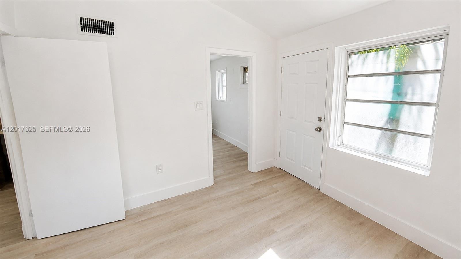 BRICKELL RIVERVIEW - Residential Lease