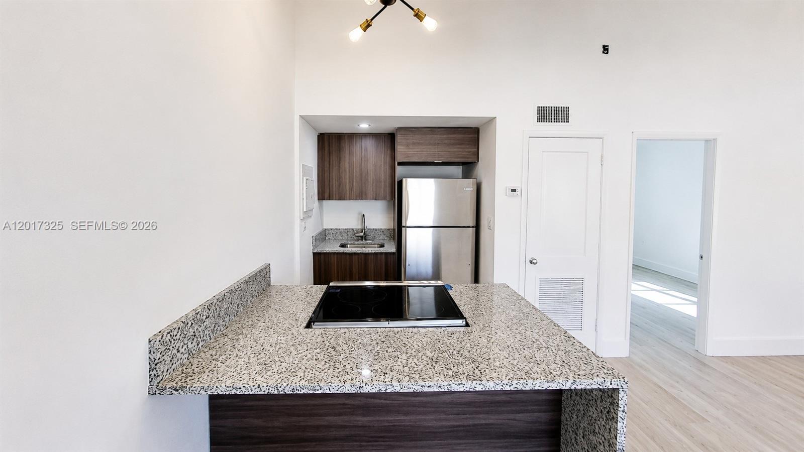 BRICKELL RIVERVIEW - Residential Lease