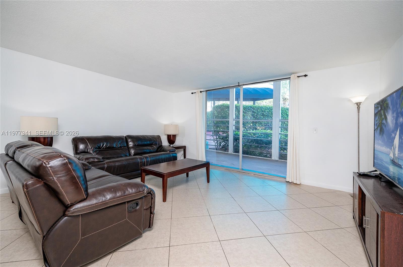 LAKE POINT TOWER CONDOMIN - Residential