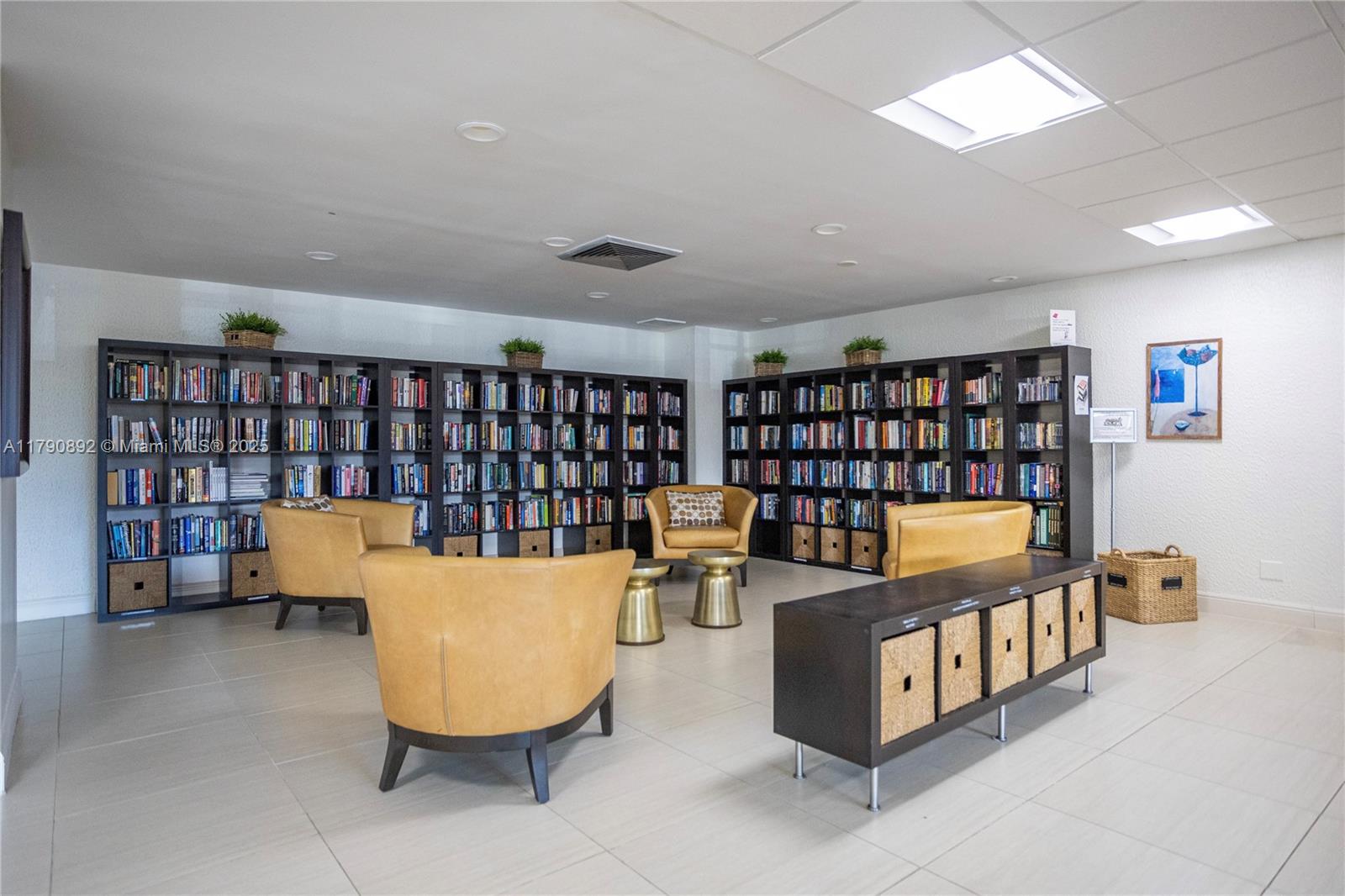 TOWERS OF OCEANVIEW EAST - Residential