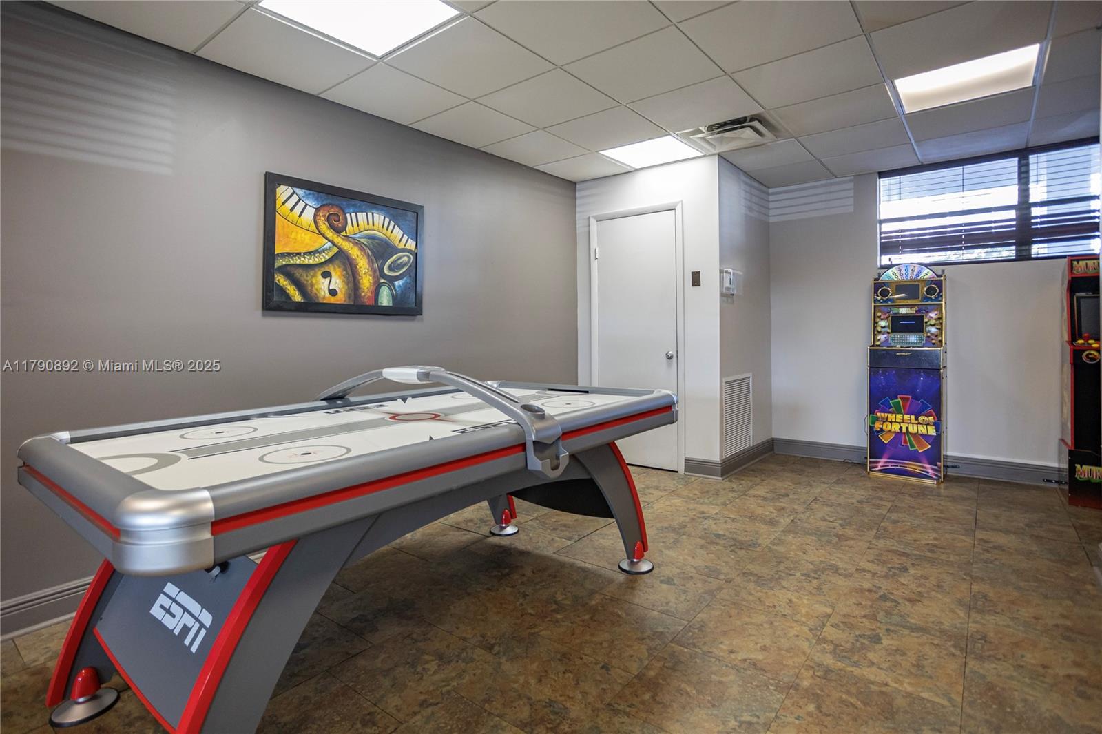 TOWERS OF OCEANVIEW EAST - Residential