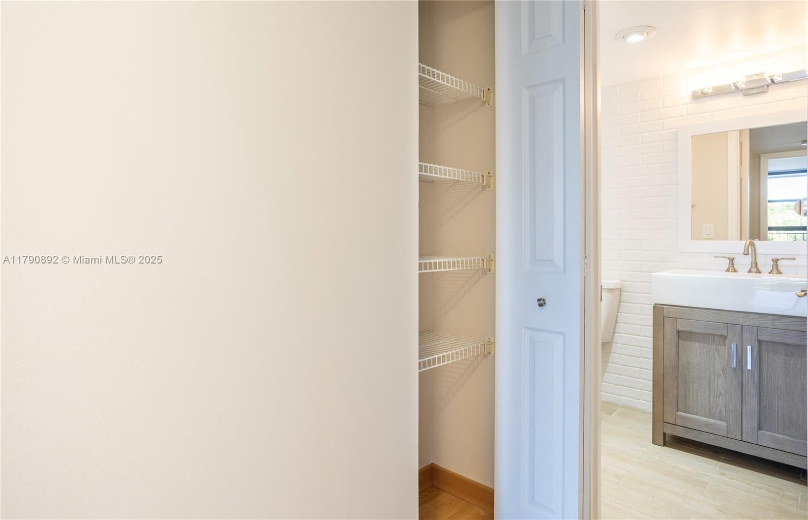 TOWERS OF OCEANVIEW EAST - Residential