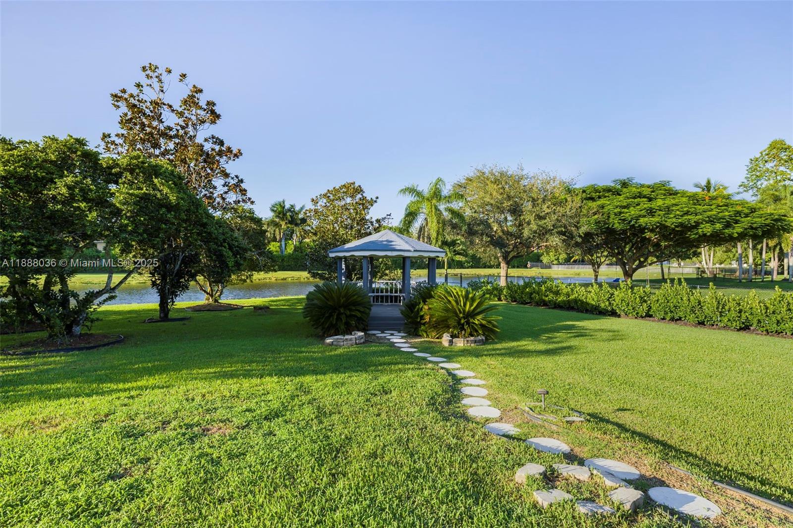 KAPOK VILLAGE ESTATES - Residential
