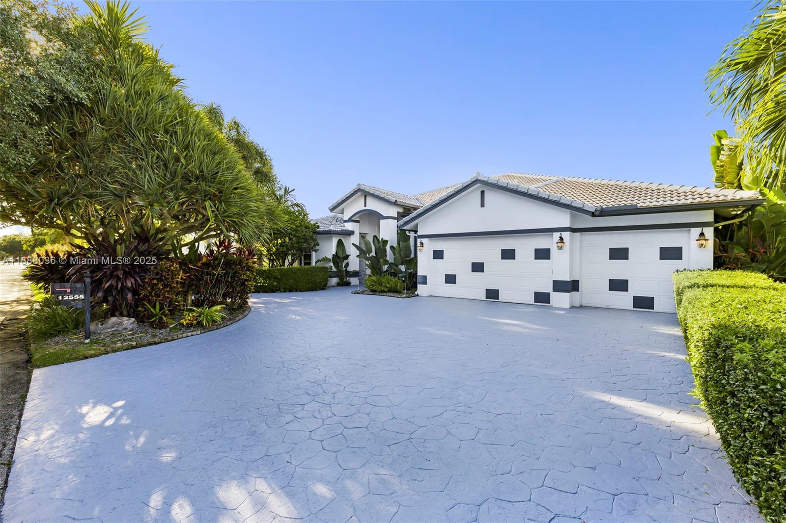 KAPOK VILLAGE ESTATES - Residential