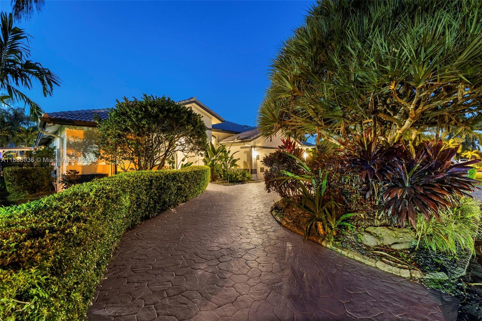 KAPOK VILLAGE ESTATES - Residential