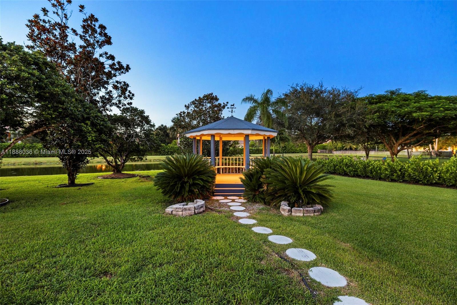 KAPOK VILLAGE ESTATES - Residential