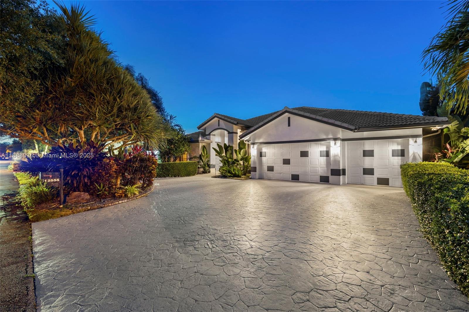 KAPOK VILLAGE ESTATES - Residential