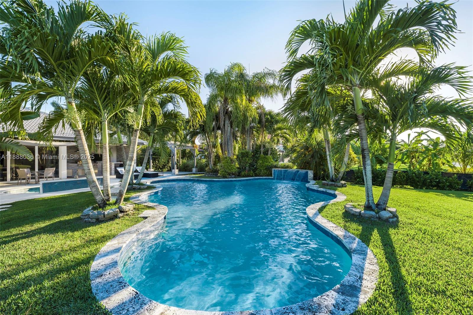 KAPOK VILLAGE ESTATES - Residential