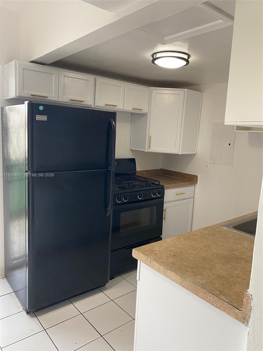 701 S Royal Poinciana Blvd 8