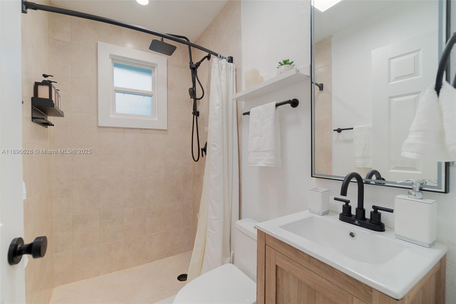 WAVERLY PLACE - Residential Lease