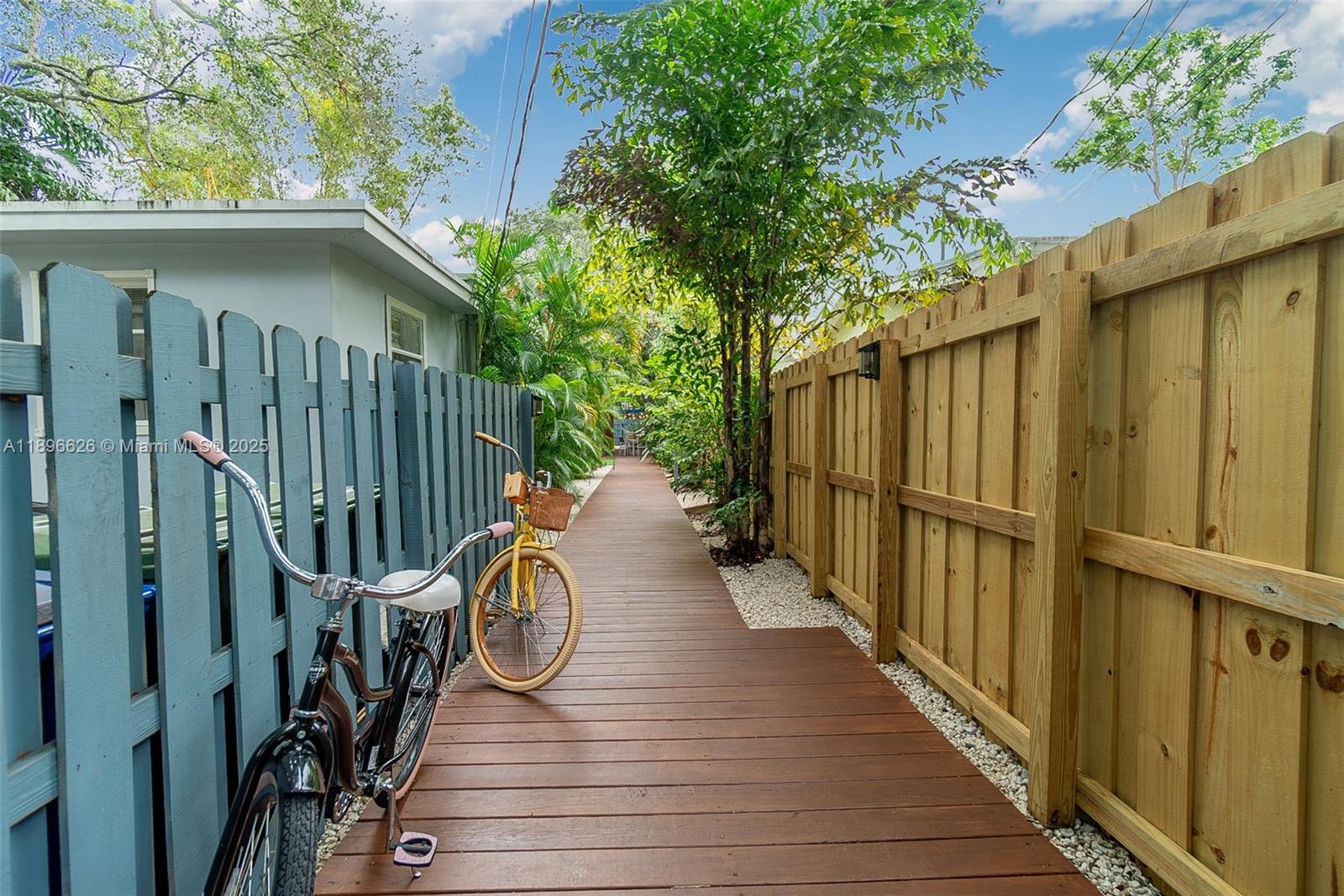 WAVERLY PLACE - Residential Lease