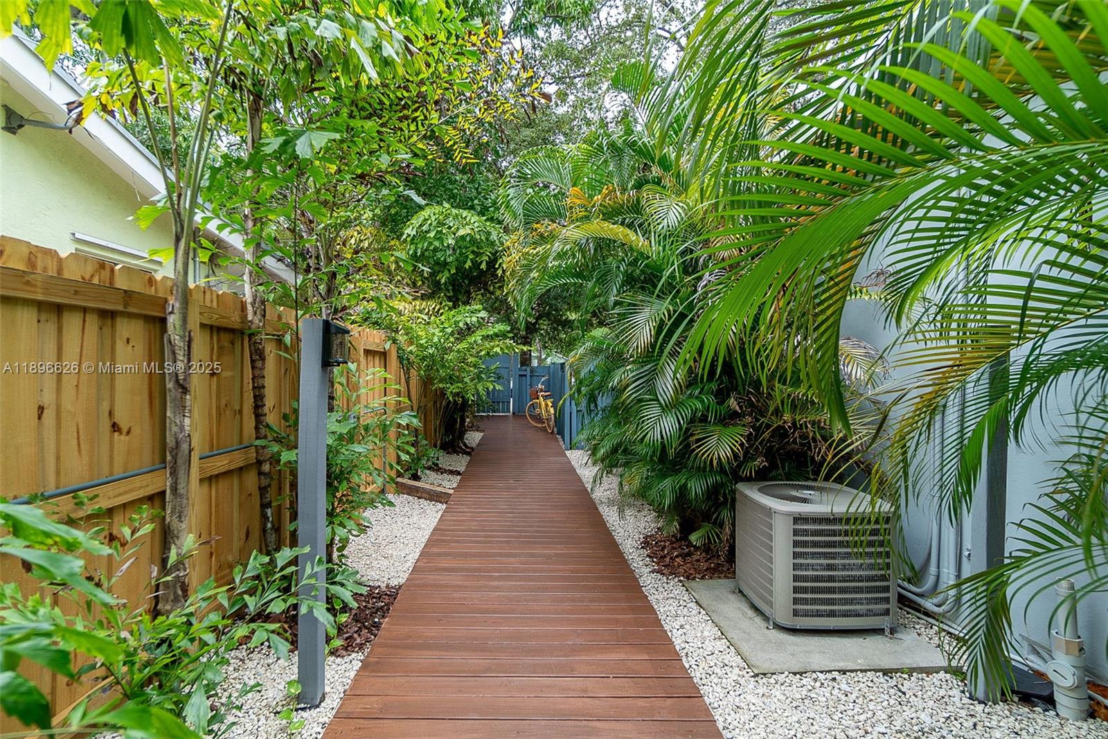 WAVERLY PLACE - Residential Lease