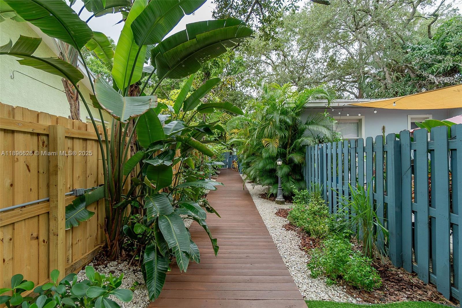 WAVERLY PLACE - Residential Lease
