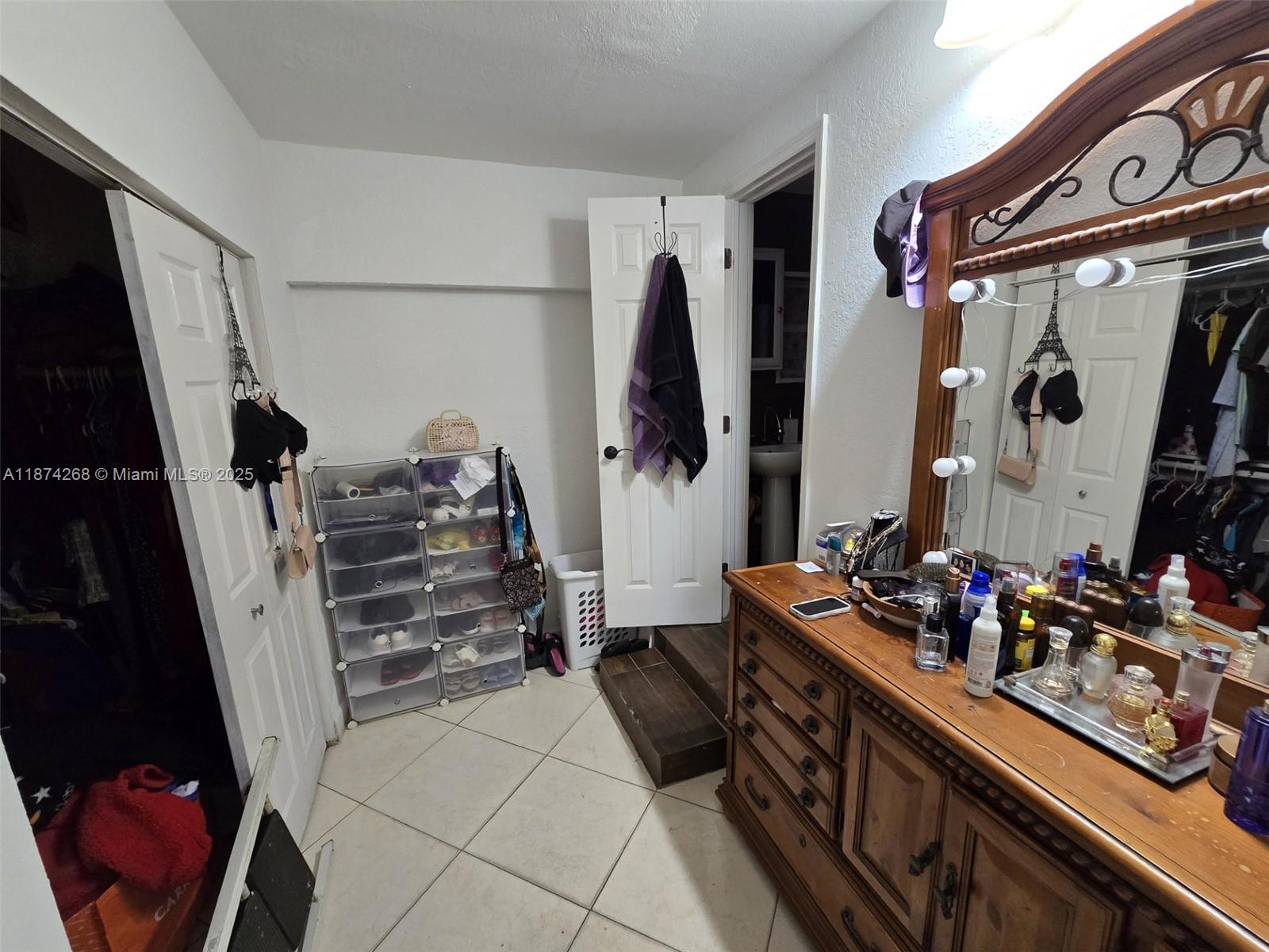 ULELAH REV PLAT - Residential