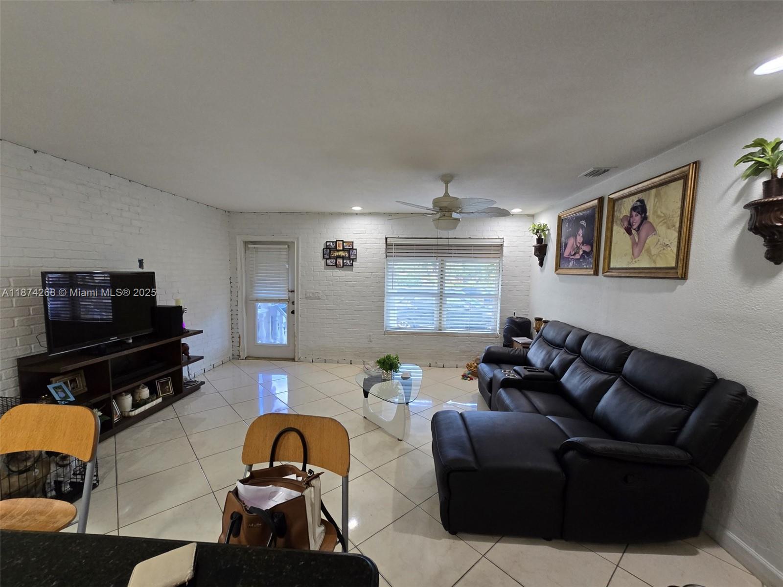 ULELAH REV PLAT - Residential