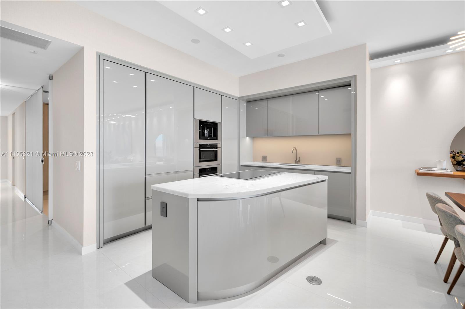 18975 COLLINS CONDO - Residential