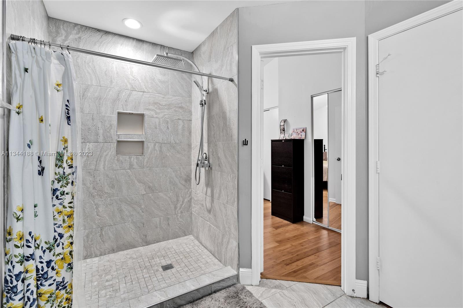 CORAL GATE SECTION TEN - Residential