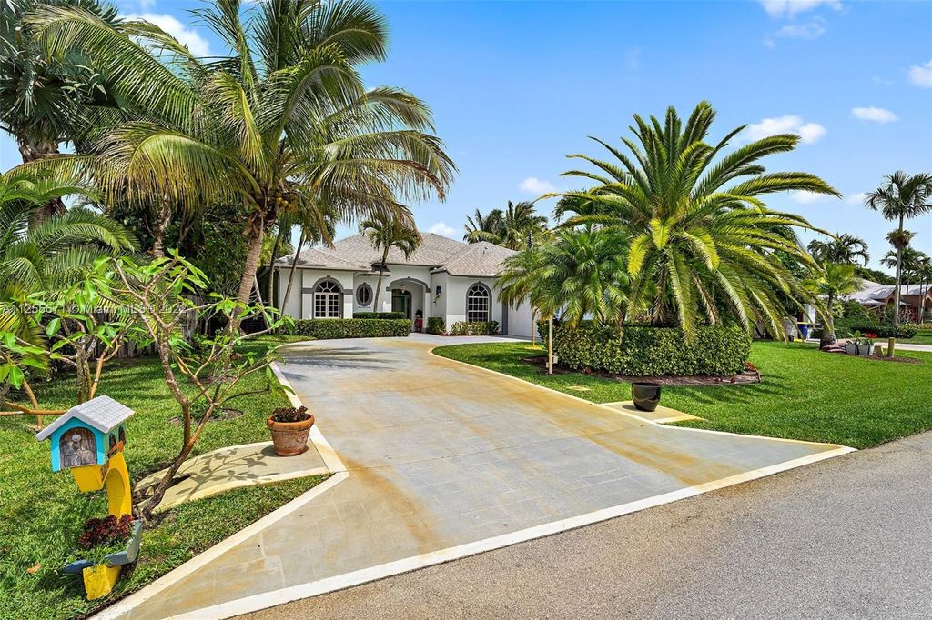 Photo of 365 NE Vanda Terrado, Jensen Beach, FL 34957 (MLS # A11255671)