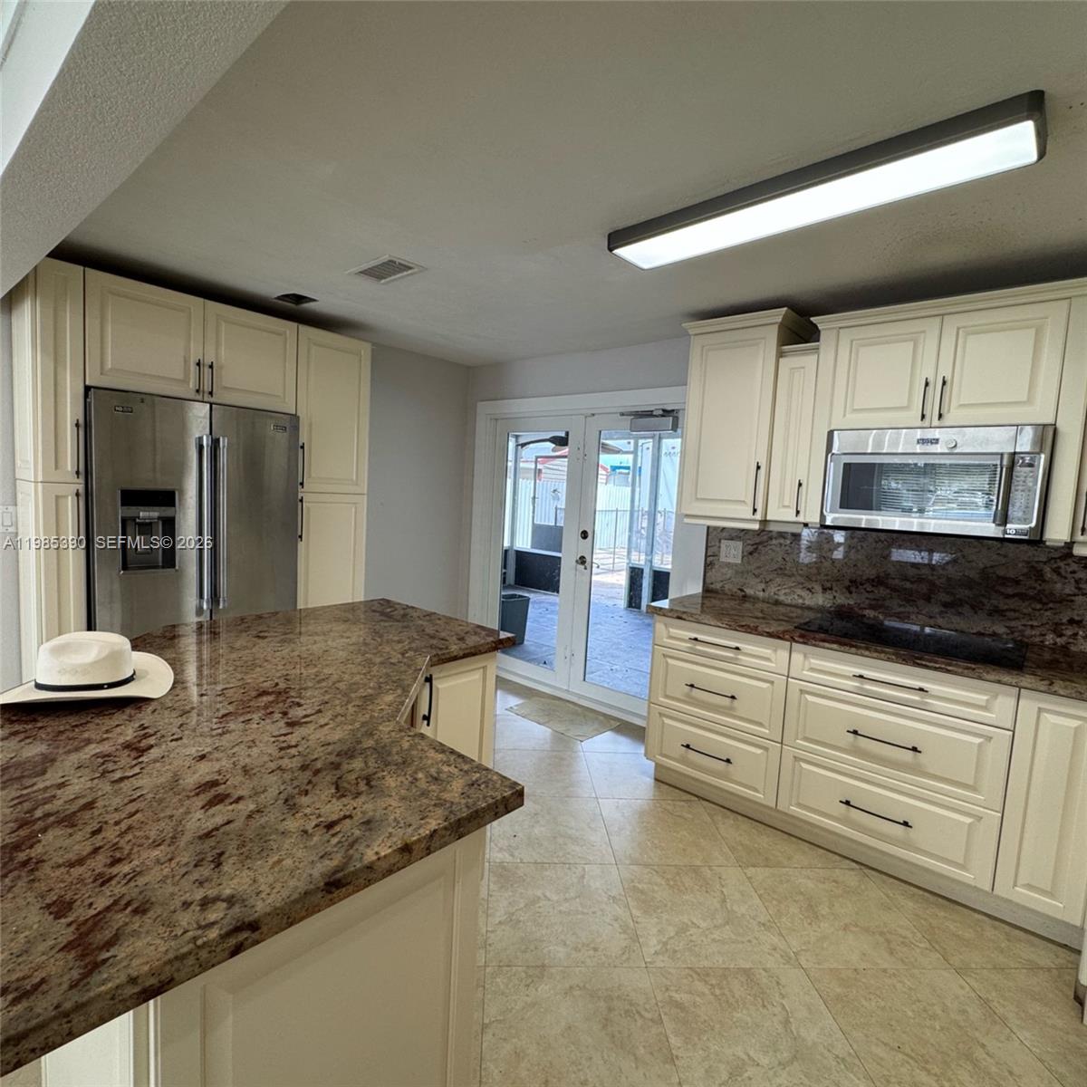 BROADVIEW PARK SEC 4 - Residential Lease