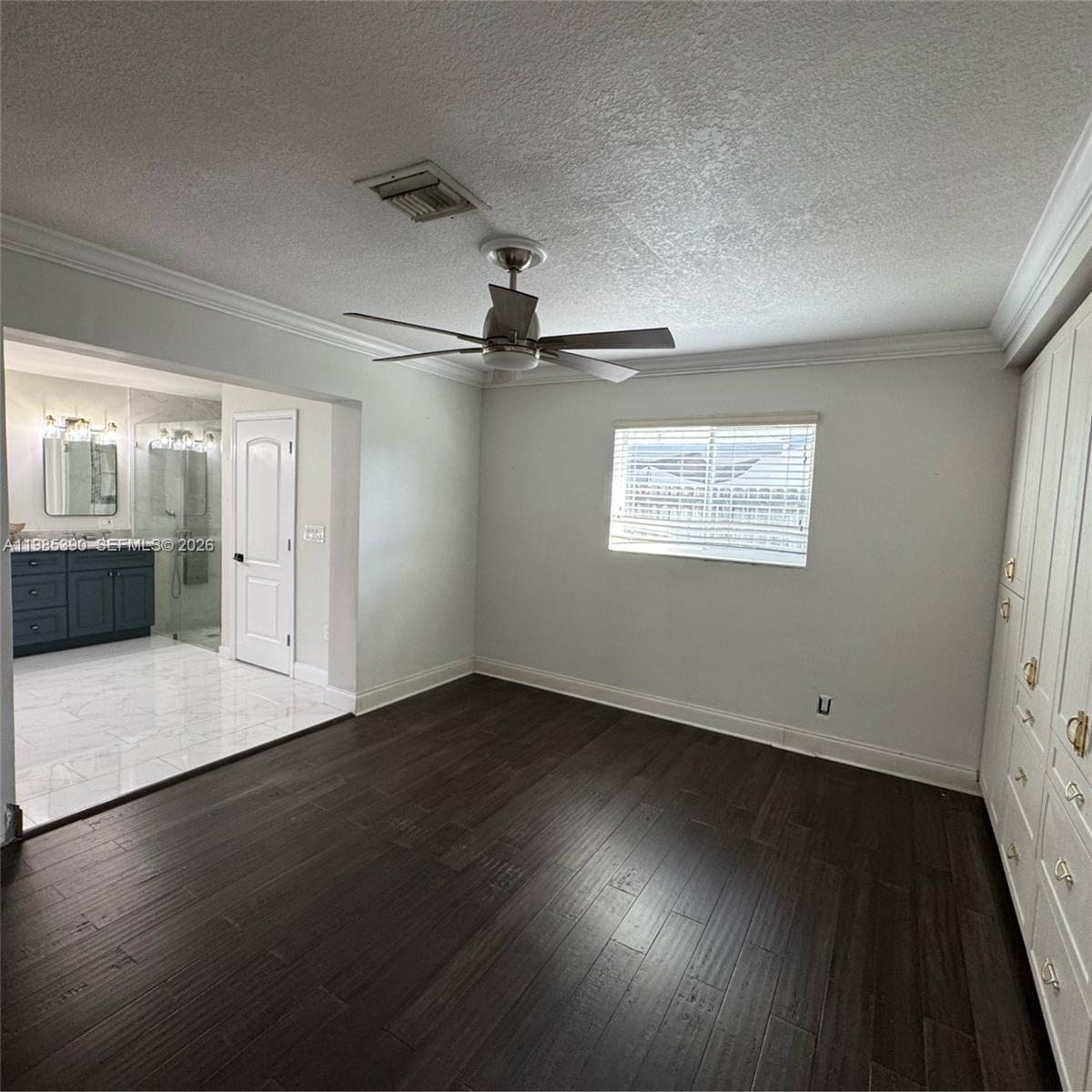 BROADVIEW PARK SEC 4 - Residential Lease